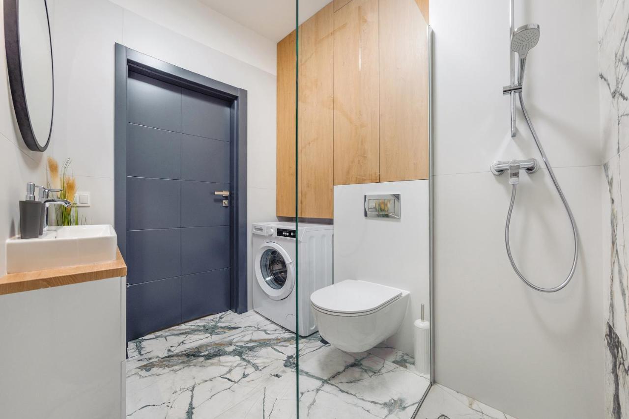 Plac Unii - Premium Apartments Гдиня Екстериор снимка